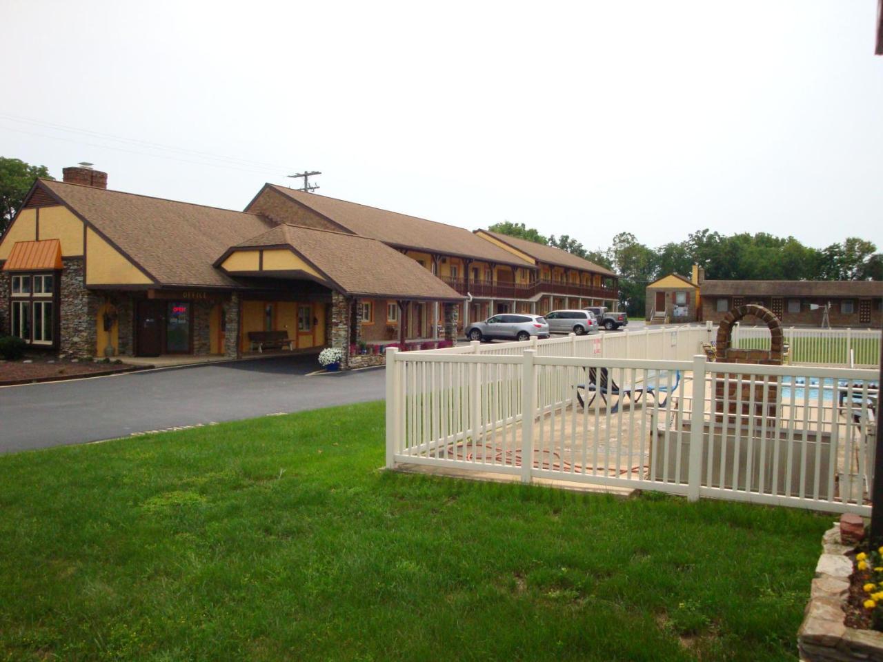 Soudersburg Motel Ronks Exterior foto